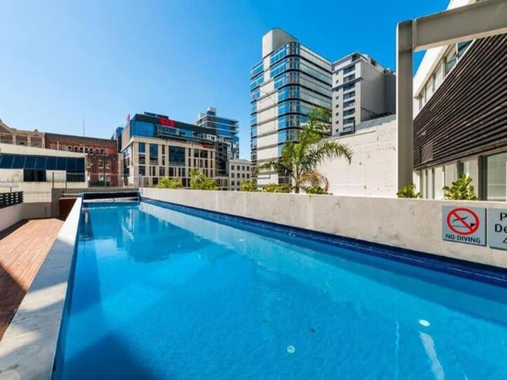 Luxury 2Br Apt In Cbd Pool, Gym, Prime Spot Окленд Экстерьер фото